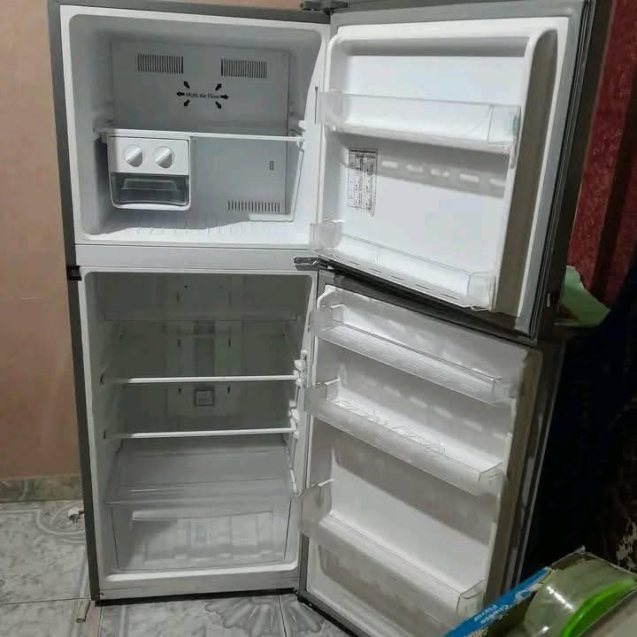 ثلاجه فريش